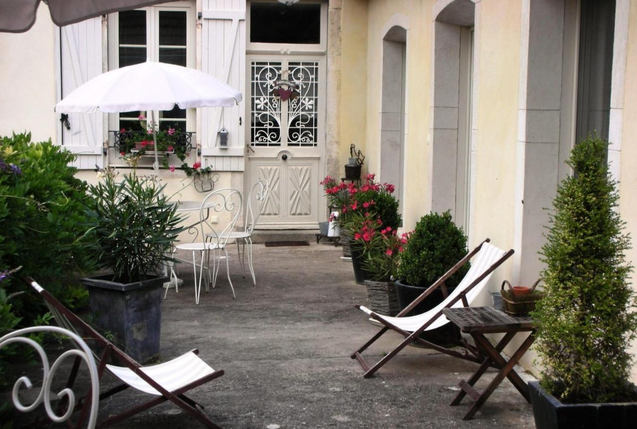 Bed and Breakfast Domaine de la Corgette Saint-Romain  Esterno foto